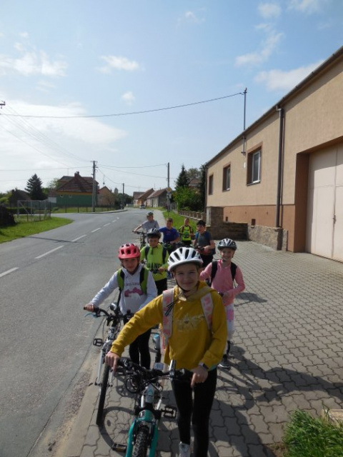 Dopravní výchova - 4. třída, jízda na kolech