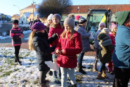 1. 12. 2017 Zdobení vánočního stromu na návsi
