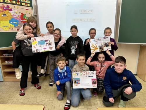 Projekt žáků 4. třídy My School & Our Class